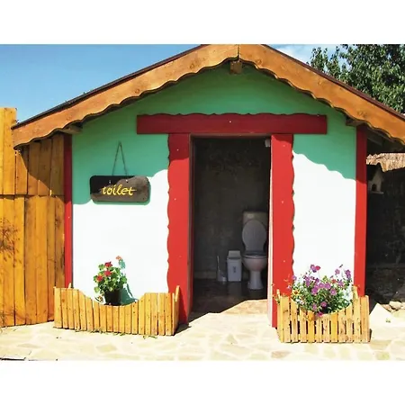 Holiday Opalchenska St *