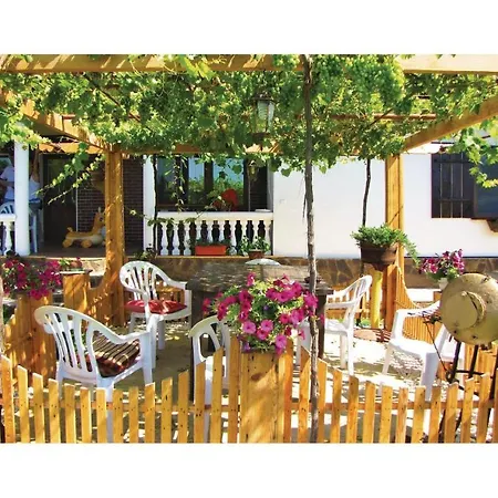 Holiday Opalchenska St Šabla